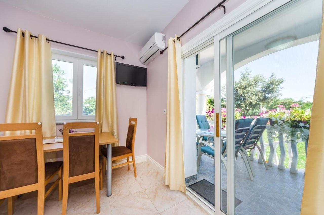 Apartments With A Parking Space Zaton, Zadar - 15000 Zaton  Ngoại thất bức ảnh